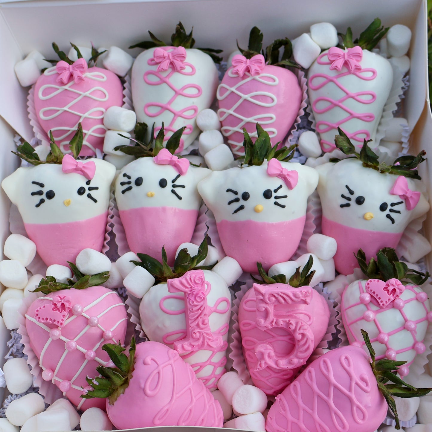 Hello Kitty Theme Chocolate Dipped Strawberries